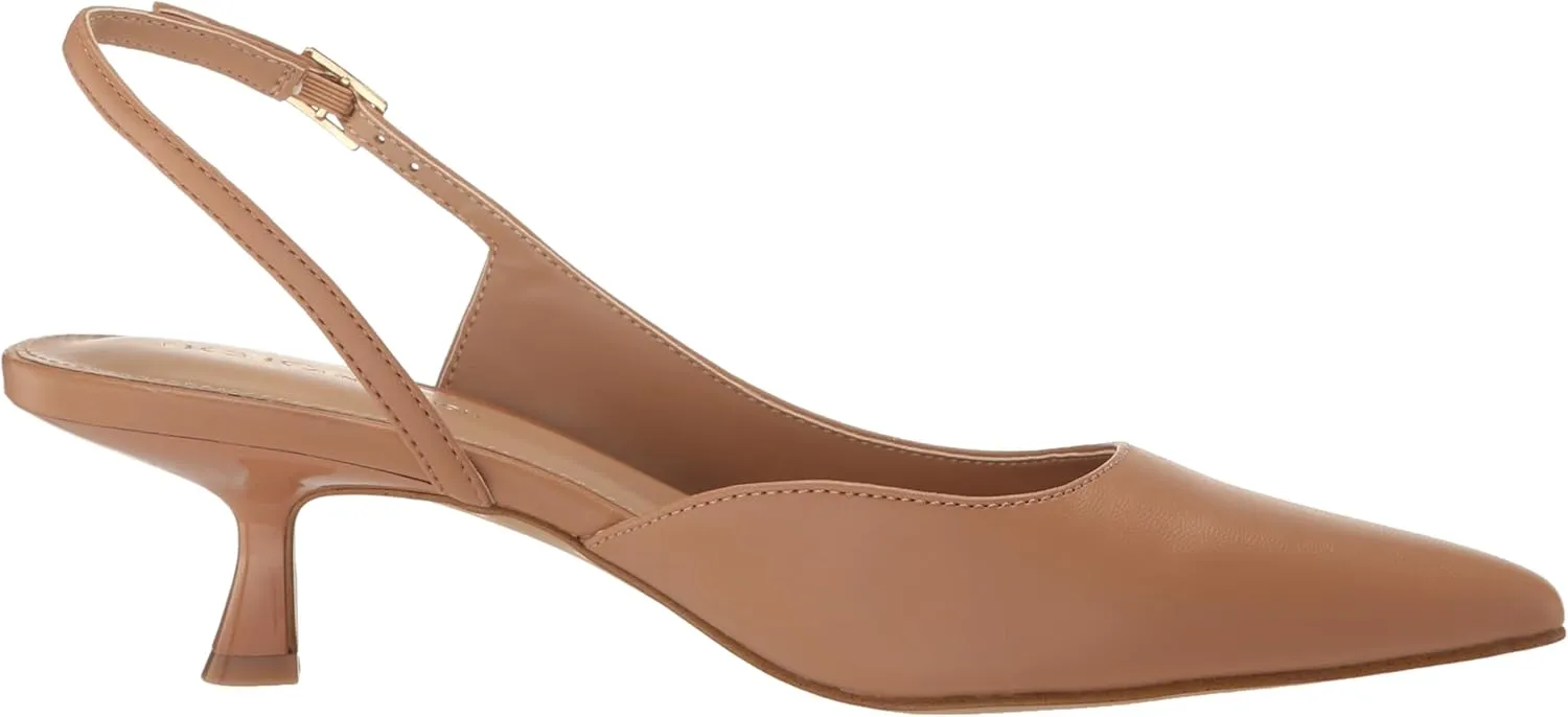 BCBGeneration Women's Kittie Pump