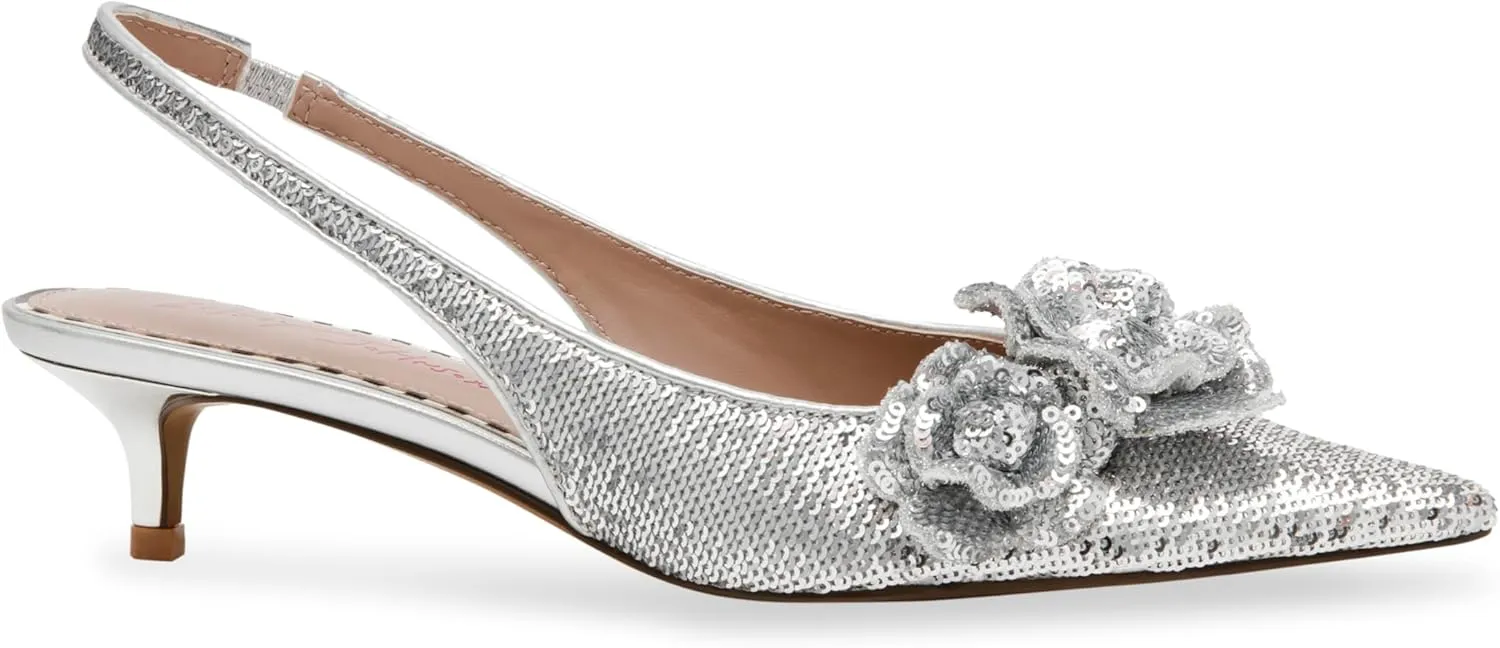 Betsey Johnson Women's Aurorra Pump