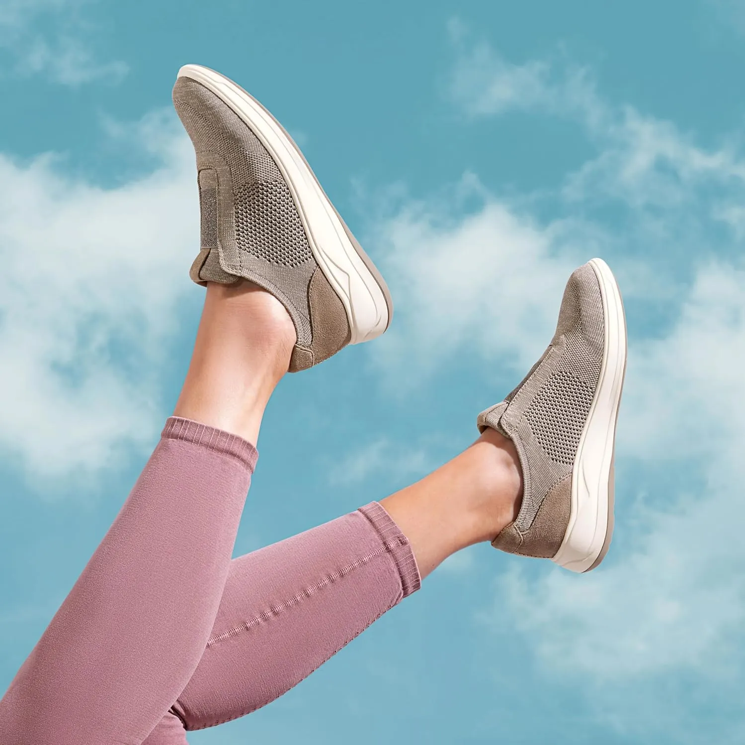 BZees Women's Trophy Slip-On