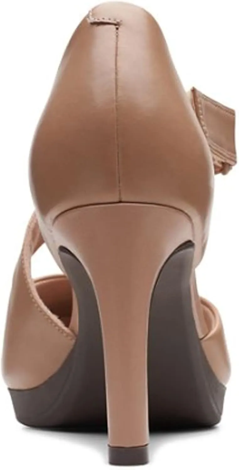 Clarks Women's Ambyr Glow Pump