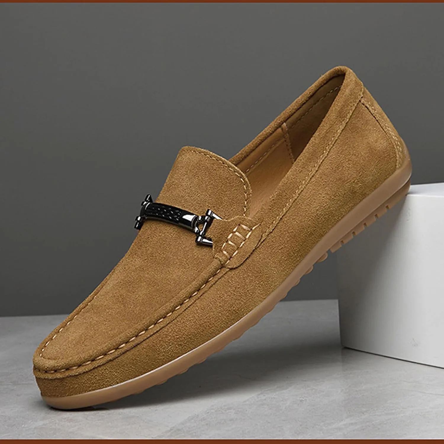 Men's Suede Metal Buckle Flat Penny Loafers Fashion Round Toe Slip-On Softsole Dress Moccasin Driving Shoes Comfort Office Work Boat Shoes