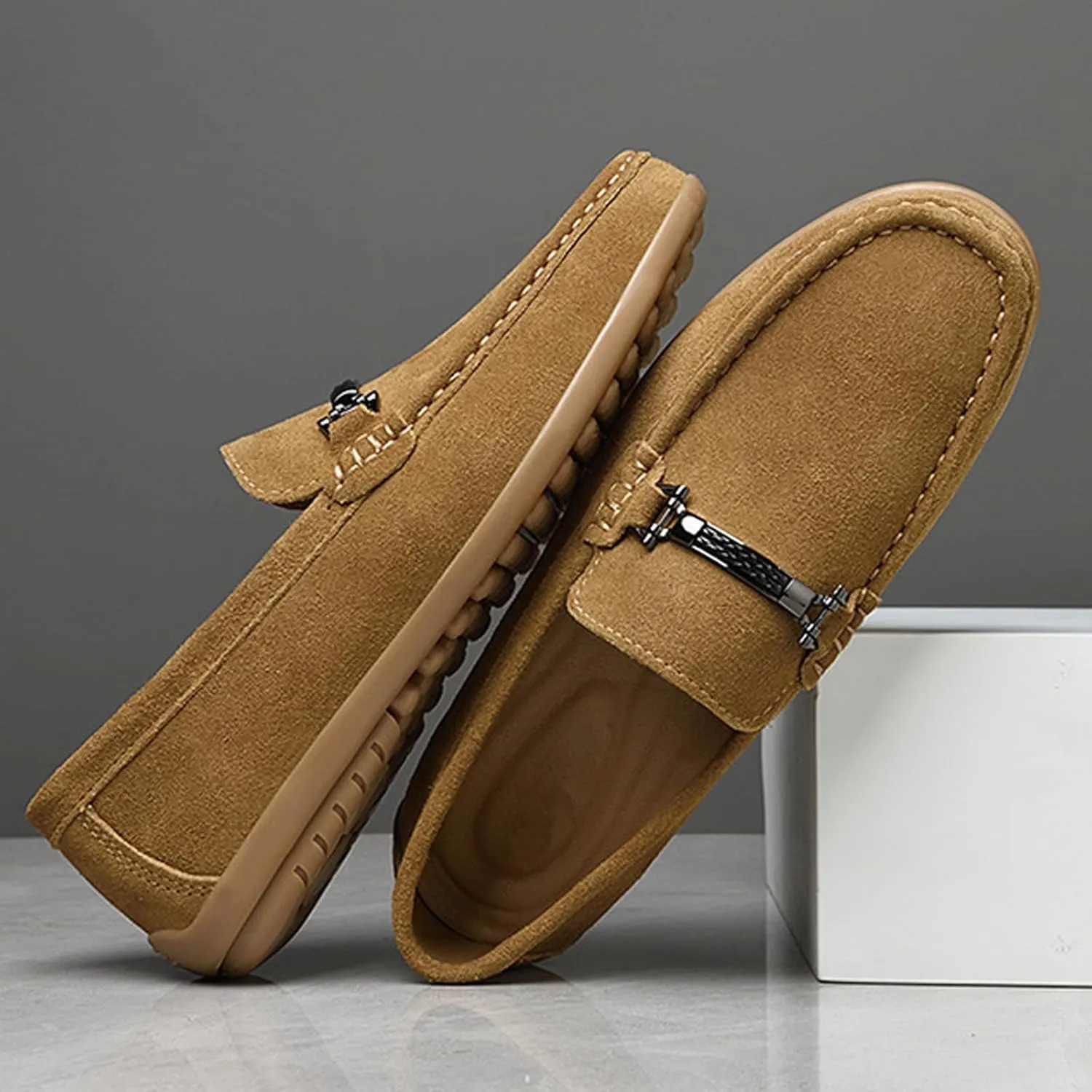 Men's Suede Metal Buckle Flat Penny Loafers Fashion Round Toe Slip-On Softsole Dress Moccasin Driving Shoes Comfort Office Work Boat Shoes