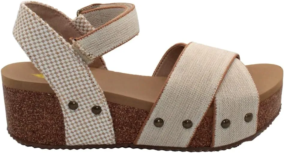 VOLATILE Women's Pershing Sandal